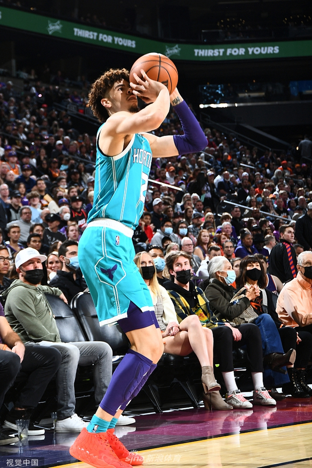 他都展现了 他都展现了