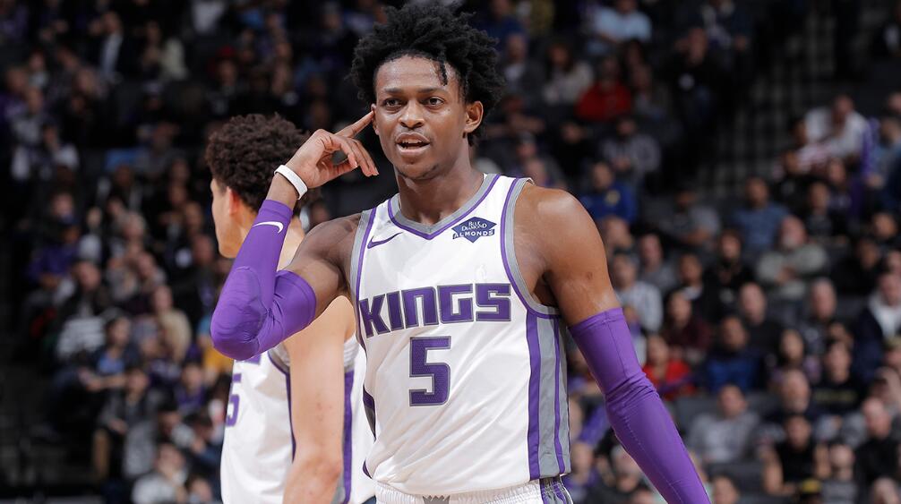 月的表现 月的表现