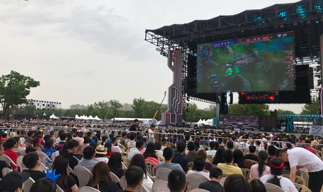 每支队伍都 每支队伍都