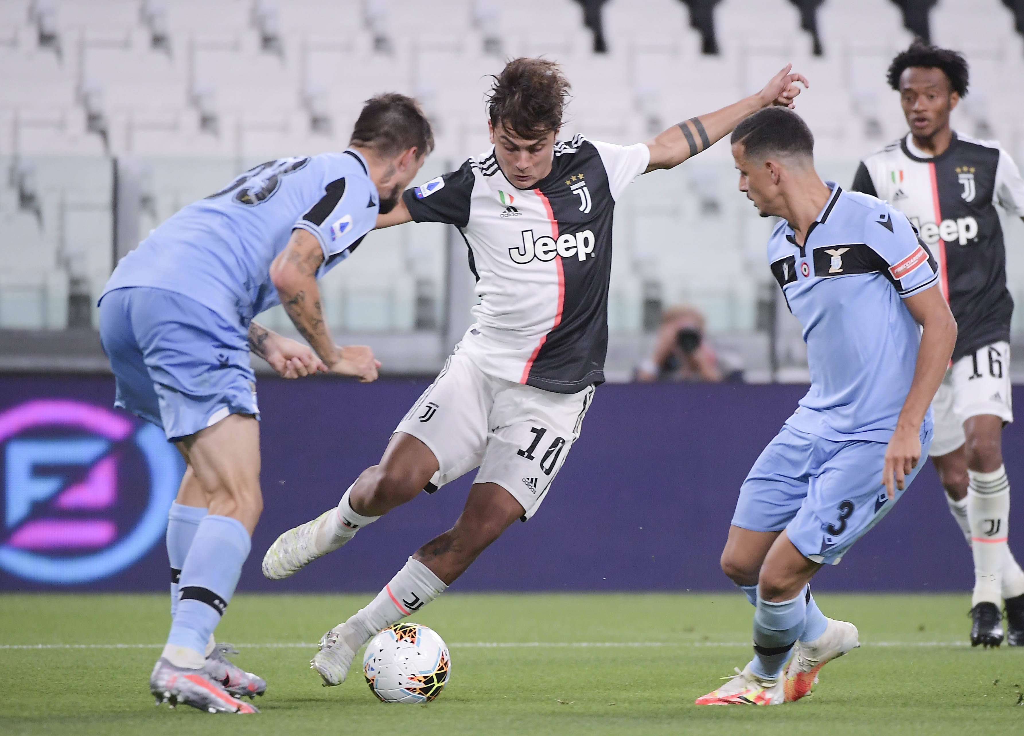 来保证出球 来保证出球